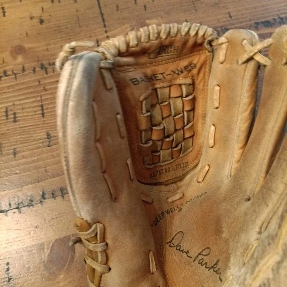 RAWLINGS LEATHER BASEBALL GLOVE DAVE PARKER MODEL # RBG60 12
